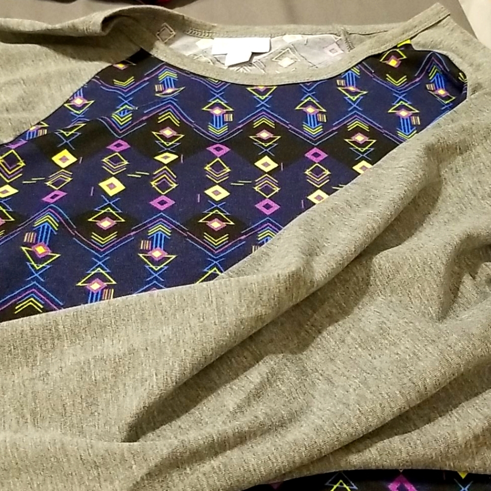Buy a tee shirt or leggings get one free